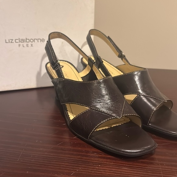 Liz Claiborne flex Tasha brown leather, low chunky heel sandal sling back 8.5 - Picture 3 of 15